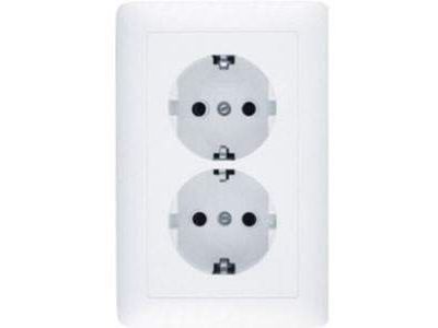 Розетка 2-местная СП с заземляющим контактом без шторок 16А 250В белый Хитт - фото в Миди Лтд Изображение товара Розетка 2-местная СП с заземляющим контактом без шторок 16А 250В белый Хитт в Миди Лтд