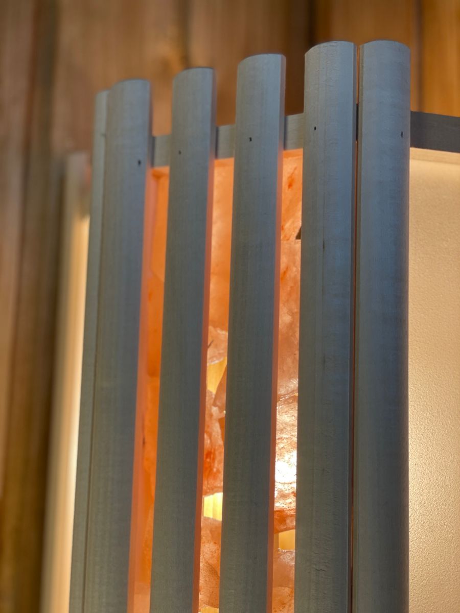 Абажур угловой с гималайской солью россыпь 2 стекла - детальное фото в Миди Лтд Детальное изображение товара Абажур угловой с гималайской солью россыпь 2 стекла в Миди Лтд