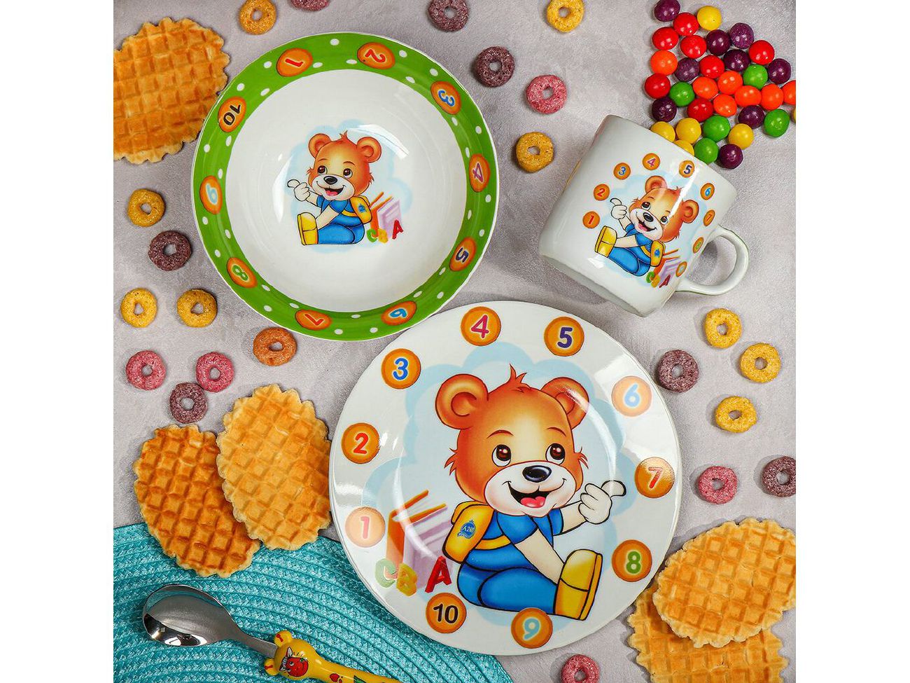 Набор посуды керамика Daniks 3 предмета (тарелка 17,5см, салатник 15см, кружка 230мл) Веселый мишка  - фото в Миди Лтд Изображение товара Набор посуды керамика Daniks 3 предмета (тарелка 17,5см, салатник 15см, кружка 230мл) Веселый мишка  в Миди Лтд