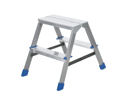 Лестница-стремянка NIKA двухсторонняя 2-х ступенчатая высота до верхней площ 46 см 2,6кг - фото в Миди Лтд Изображение товара Лестница-стремянка NIKA двухсторонняя 2-х ступенчатая высота до верхней площ 46 см 2,6кг в Миди Лтд