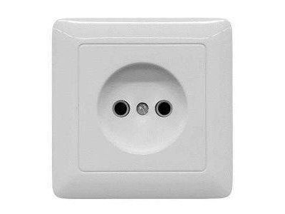 Розетка ОП 250В10А белый Хит (168шт/уп) RA10-131-B - фото в Миди Лтд Изображение товара Розетка ОП 250В10А белый Хит (168шт/уп) RA10-131-B в Миди Лтд