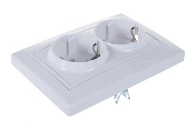 Розетка 2-местная LEZARD Мира белая с белой вставкой с/з керамика - фото в Миди Лтд Изображение товара Розетка 2-местная LEZARD Мира белая с белой вставкой с/з керамика в Миди Лтд