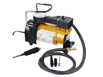 Компрессор автомобильный АС-580 тип Торнадо в сумке 35л/мин 150Вт (8шт/кор) - фото в Миди Лтд Изображение товара Компрессор автомобильный АС-580 тип Торнадо в сумке 35л/мин 150Вт (8шт/кор) в Миди Лтд