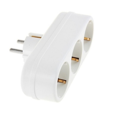 Изображение товара Тройник линейный с з/з контактами TOKER 3L3 16А белый в Миди Лтд