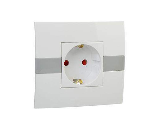 Розетка одноместная с заземлением,белый с серым        ХХ - фото в Миди Лтд Изображение товара Розетка одноместная с заземлением,белый с серым        ХХ в Миди Лтд