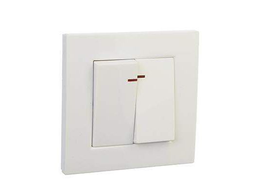 Выключатель двухклавиш., ЛАЙТ с подсветкой БЕЛЫЙ  ХХ - фото в Миди Лтд Изображение товара Выключатель двухклавиш., ЛАЙТ с подсветкой БЕЛЫЙ  ХХ в Миди Лтд