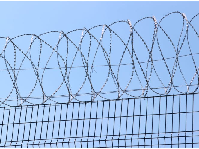 Спиральный барьер безопасности СББ 500-50-5 (Егоза) (до 10 м.п.) - фото в Миди Лтд Изображение товара Спиральный барьер безопасности СББ 500-50-5 (Егоза) (до 10 м.п.) в Миди Лтд