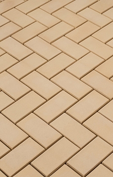 Изображение товара Плитка тротуарная «Кирпичик» песочная 60мм (1 ряд- 1,08м2, пал- 13 рядов/14,04м2) в Миди Лтд