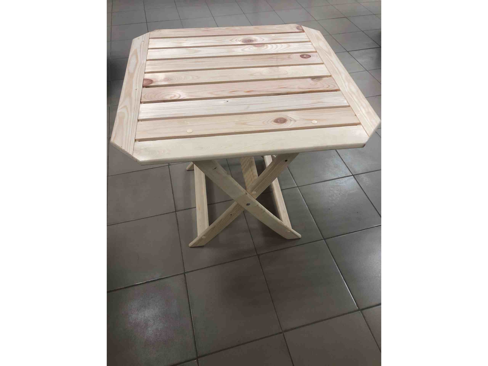 Стол дачный складной хвоя 644*650*650мм - фото в Миди Лтд Изображение товара Стол дачный складной хвоя 644*650*650мм в Миди Лтд